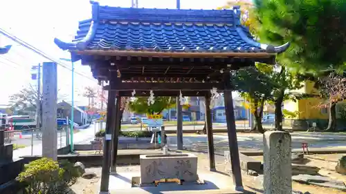 七所社の手水舎