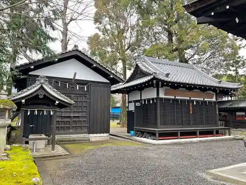 那波加神社の建物その他