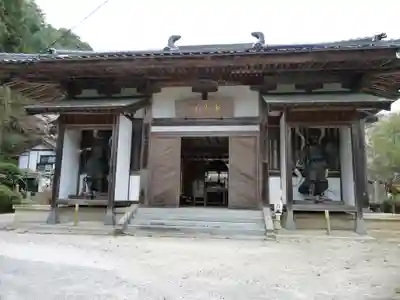 峯寺の本殿・本堂