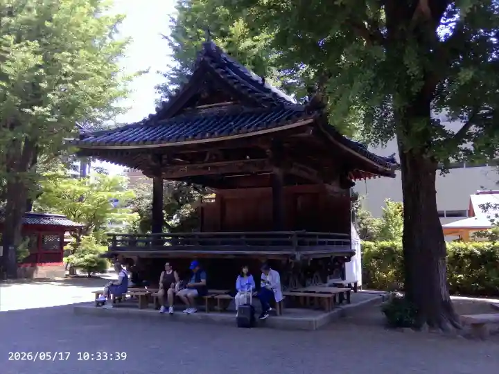 根津神社の{uncategorized: "未分類", other: "その他", undefined: "問題あり", building: "その他建物", grave: "お墓", sacred_gate: "鳥居", guardian: "狛犬", statue: "像", buddha: "仏像", history: "歴史", nature: "自然", garden: "庭園", animal: "動物", pagoda: "塔", temizu: "手水舎", mountain_gate: "山門・神門", sanctuary: "本殿・本堂", subordinate: "末社・摂社", art: "芸術", scenery: "景色", jizo: "地蔵", ema: "絵馬", goshuin: "御朱印", omikuji: "おみくじ", items: "授与品その他", amulet: "お守り", goshuincho: "御朱印帳", eats: "食事", festival: "お祭り", votive_dance: "神楽", shichigosan: "七五三参", wedding: "結婚式", experience: "体験その他", initially: "初詣", around: "周辺", anti_infection: "感染症対策"}