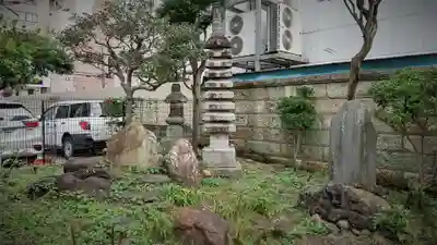 三峯神社の塔