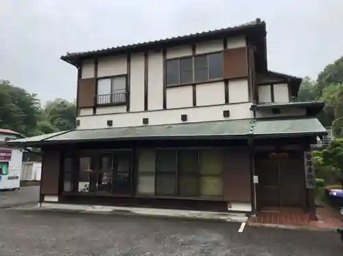 安国寺の本殿・本堂