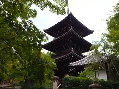 真正極楽寺(真如堂)の塔