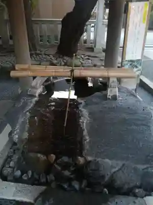 伊勢山皇大神宮の手水舎