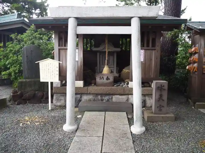 森戸大明神(森戸神社)の末社・摂社