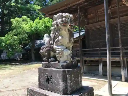 鮎貝八幡宮の狛犬