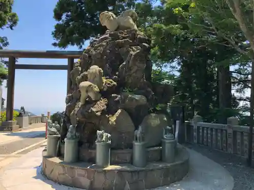 大山阿夫利神社の鳥居