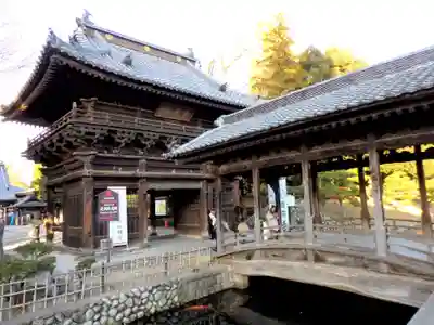 鑁阿寺の山門・神門