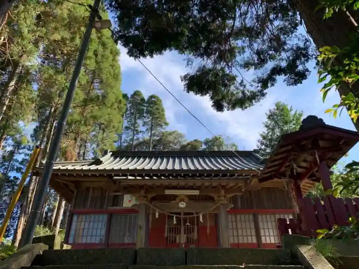 八幡神社の本殿・本堂