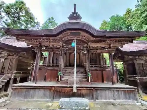 八幡神社の本殿・本堂