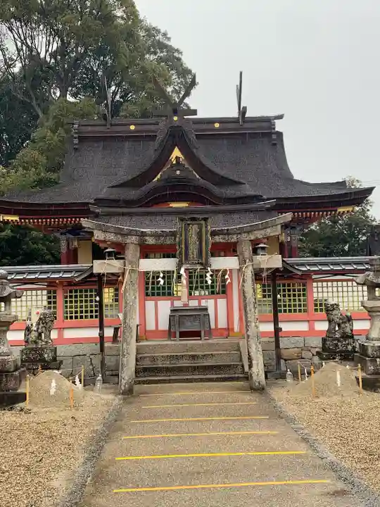 錦織神社の本殿・本堂