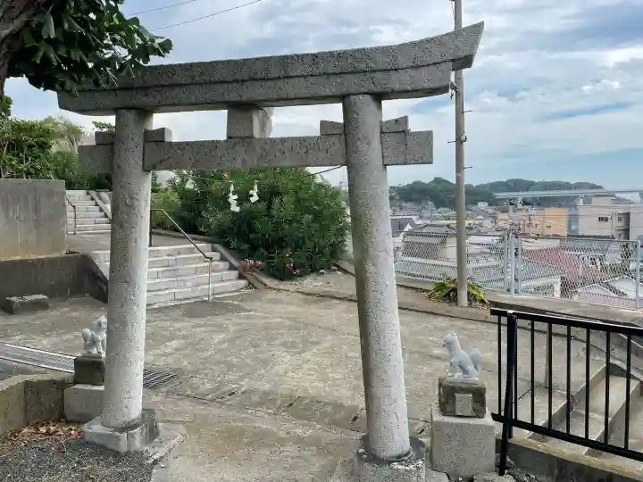 子育稲荷神社(神奈川県)