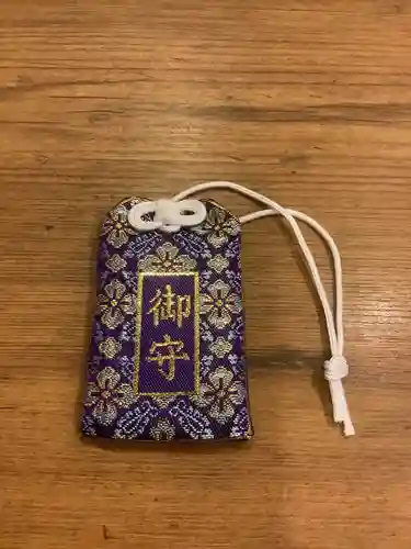 六所社（下飯田）のお守り