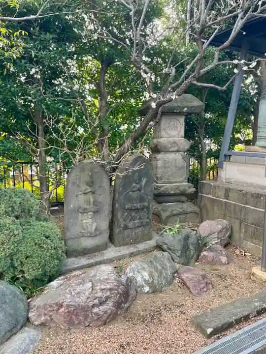 愛染院の{uncategorized: "未分類", other: "その他", undefined: "問題あり", building: "その他建物", grave: "お墓", sacred_gate: "鳥居", guardian: "狛犬", statue: "像", buddha: "仏像", history: "歴史", nature: "自然", garden: "庭園", animal: "動物", pagoda: "塔", temizu: "手水舎", mountain_gate: "山門・神門", sanctuary: "本殿・本堂", subordinate: "末社・摂社", art: "芸術", scenery: "景色", jizo: "地蔵", ema: "絵馬", goshuin: "御朱印", omikuji: "おみくじ", items: "授与品その他", amulet: "お守り", goshuincho: "御朱印帳", eats: "食事", festival: "お祭り", votive_dance: "神楽", shichigosan: "七五三参", wedding: "結婚式", experience: "体験その他", initially: "初詣", around: "周辺", anti_infection: "感染症対策"}