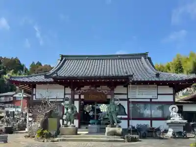 智福院の{uncategorized: "未分類", other: "その他", undefined: "問題あり", building: "その他建物", grave: "お墓", sacred_gate: "鳥居", guardian: "狛犬", statue: "像", buddha: "仏像", history: "歴史", nature: "自然", garden: "庭園", animal: "動物", pagoda: "塔", temizu: "手水舎", mountain_gate: "山門・神門", sanctuary: "本殿・本堂", subordinate: "末社・摂社", art: "芸術", scenery: "景色", jizo: "地蔵", ema: "絵馬", goshuin: "御朱印", omikuji: "おみくじ", items: "授与品その他", amulet: "お守り", goshuincho: "御朱印帳", eats: "食事", festival: "お祭り", votive_dance: "神楽", shichigosan: "七五三参", wedding: "結婚式", experience: "体験その他", initially: "初詣", around: "周辺", anti_infection: "感染症対策"}