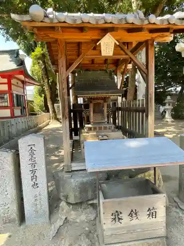 大依羅神社の末社