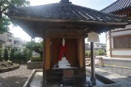 西新井大師総持寺の地蔵