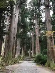 雄山神社中宮祈願殿の建物その他