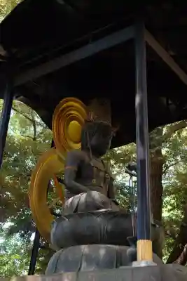 瀧泉寺(目黒不動尊)の{uncategorized: "未分類", other: "その他", undefined: "問題あり", building: "その他建物", grave: "お墓", sacred_gate: "鳥居", guardian: "狛犬", statue: "像", buddha: "仏像", history: "歴史", nature: "自然", garden: "庭園", animal: "動物", pagoda: "塔", temizu: "手水舎", mountain_gate: "山門・神門", sanctuary: "本殿・本堂", subordinate: "末社・摂社", art: "芸術", scenery: "景色", jizo: "地蔵", ema: "絵馬", goshuin: "御朱印", omikuji: "おみくじ", items: "授与品その他", amulet: "お守り", goshuincho: "御朱印帳", eats: "食事", festival: "お祭り", votive_dance: "神楽", shichigosan: "七五三参", wedding: "結婚式", experience: "体験その他", initially: "初詣", around: "周辺", anti_infection: "感染症対策"}
