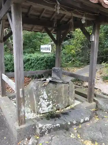 山代神社の手水舎