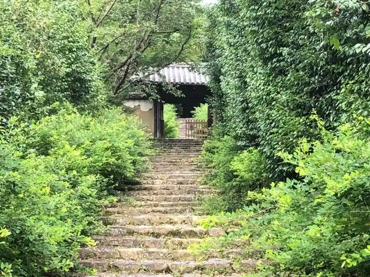 白毫寺の山門・神門