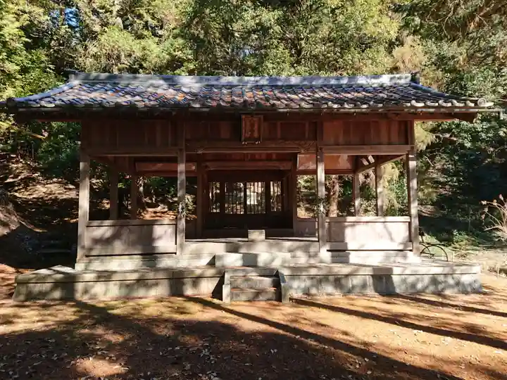 八幡神社の本殿・本堂