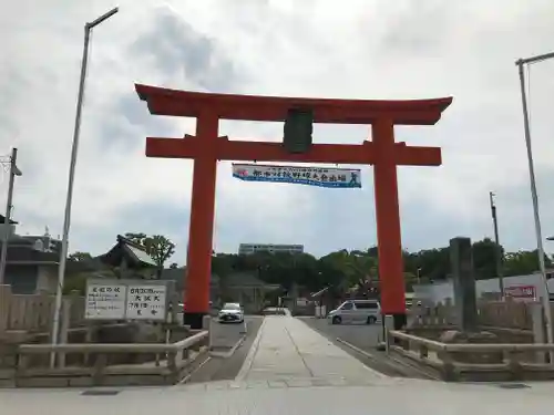 和田神社の鳥居