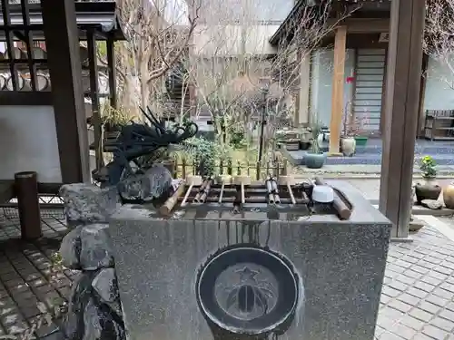 龍峰寺の手水舎