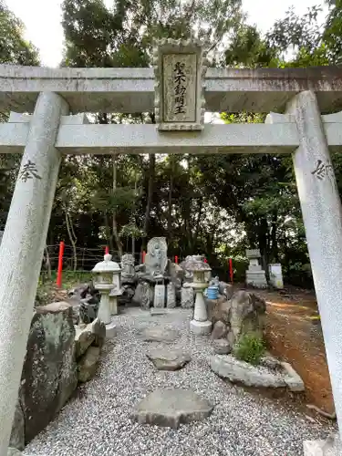 聖神社の仏像