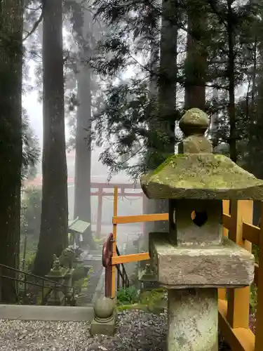 須山浅間神社の建物その他