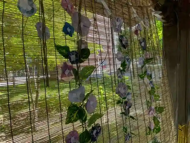 彌彦神社 (伊夜日子神社)の手水舎