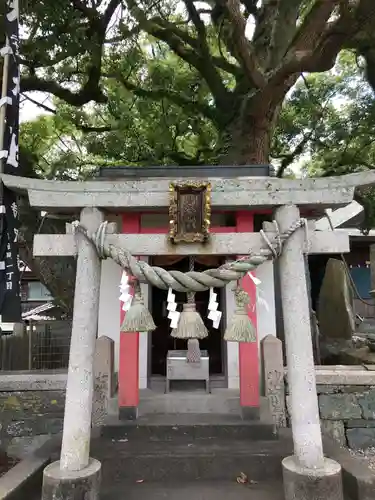 津田八幡神社の末社・摂社
