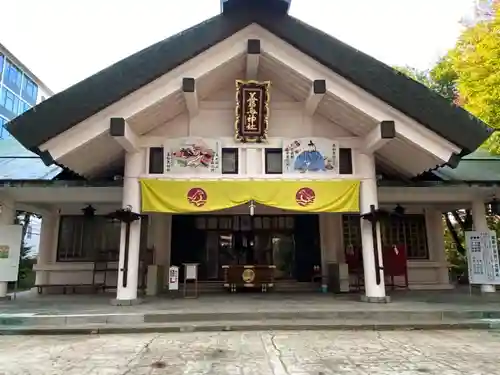 善知鳥神社の本殿