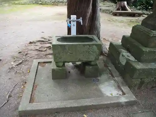 十二所神社の手水舎