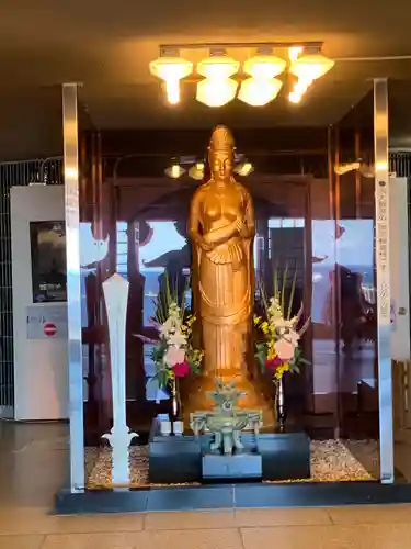 釜石大観音の本殿・本堂