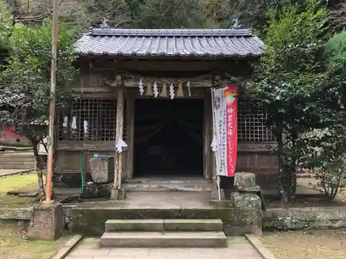 崎津諏訪神社の本殿・本堂