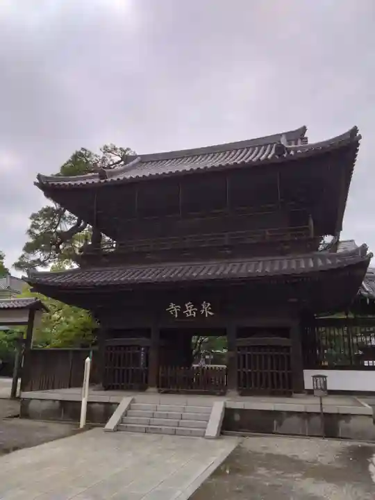 泉岳寺の山門・神門