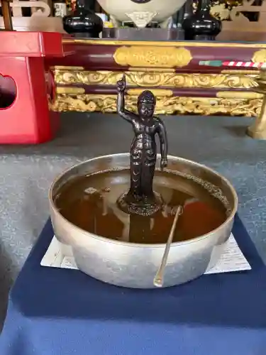 妙円寺の{uncategorized: "未分類", other: "その他", undefined: "問題あり", building: "その他建物", grave: "お墓", sacred_gate: "鳥居", guardian: "狛犬", statue: "像", buddha: "仏像", history: "歴史", nature: "自然", garden: "庭園", animal: "動物", pagoda: "塔", temizu: "手水舎", mountain_gate: "山門・神門", sanctuary: "本殿・本堂", subordinate: "末社・摂社", art: "芸術", scenery: "景色", jizo: "地蔵", ema: "絵馬", goshuin: "御朱印", omikuji: "おみくじ", items: "授与品その他", amulet: "お守り", goshuincho: "御朱印帳", eats: "食事", festival: "お祭り", votive_dance: "神楽", shichigosan: "七五三参", wedding: "結婚式", experience: "体験その他", initially: "初詣", around: "周辺", anti_infection: "感染症対策"}