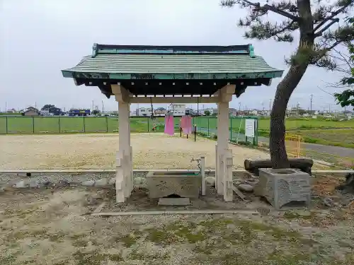 神明社（畑中）の手水舎
