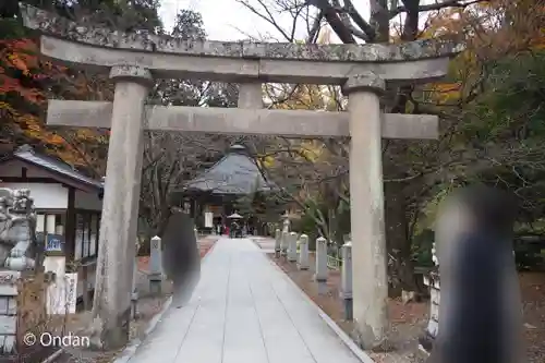 西光寺の鳥居