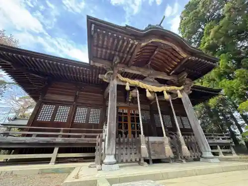 豊景神社の{uncategorized: "未分類", other: "その他", undefined: "問題あり", building: "その他建物", grave: "お墓", sacred_gate: "鳥居", guardian: "狛犬", statue: "像", buddha: "仏像", history: "歴史", nature: "自然", garden: "庭園", animal: "動物", pagoda: "塔", temizu: "手水舎", mountain_gate: "山門・神門", sanctuary: "本殿・本堂", subordinate: "末社・摂社", art: "芸術", scenery: "景色", jizo: "地蔵", ema: "絵馬", goshuin: "御朱印", omikuji: "おみくじ", items: "授与品その他", amulet: "お守り", goshuincho: "御朱印帳", eats: "食事", festival: "お祭り", votive_dance: "神楽", shichigosan: "七五三参", wedding: "結婚式", experience: "体験その他", initially: "初詣", around: "周辺", anti_infection: "感染症対策"}