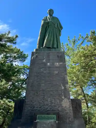 海津見神社（桂浜龍王宮）の像