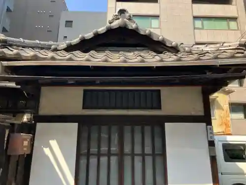 源興院の{uncategorized: "未分類", other: "その他", undefined: "問題あり", building: "その他建物", grave: "お墓", sacred_gate: "鳥居", guardian: "狛犬", statue: "像", buddha: "仏像", history: "歴史", nature: "自然", garden: "庭園", animal: "動物", pagoda: "塔", temizu: "手水舎", mountain_gate: "山門・神門", sanctuary: "本殿・本堂", subordinate: "末社・摂社", art: "芸術", scenery: "景色", jizo: "地蔵", ema: "絵馬", goshuin: "御朱印", omikuji: "おみくじ", items: "授与品その他", amulet: "お守り", goshuincho: "御朱印帳", eats: "食事", festival: "お祭り", votive_dance: "神楽", shichigosan: "七五三参", wedding: "結婚式", experience: "体験その他", initially: "初詣", around: "周辺", anti_infection: "感染症対策"}