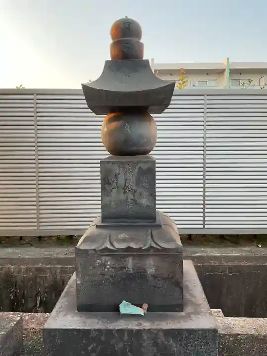 庚申寺廃寺のお墓