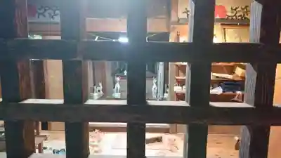 菅東山出世稲荷神社の本殿・本堂