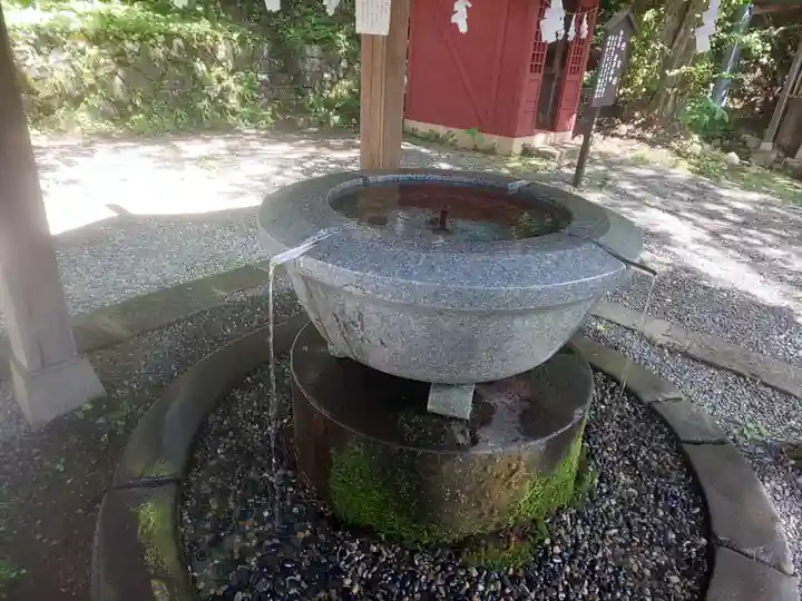 戸隠神社中社の手水舎