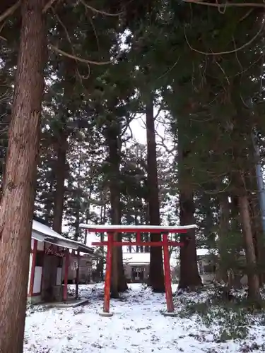 白鳥神社の鳥居