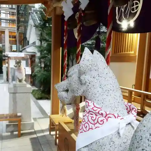 福徳神社（芽吹稲荷）の狛犬