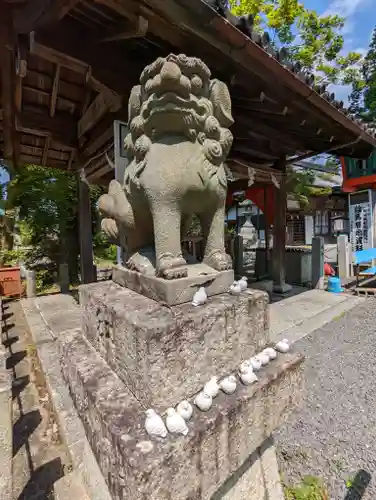 三宅八幡宮の狛犬