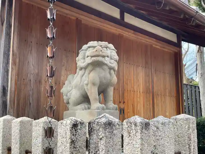 豊歳神社の{uncategorized: "未分類", other: "その他", undefined: "問題あり", building: "その他建物", grave: "お墓", sacred_gate: "鳥居", guardian: "狛犬", statue: "像", buddha: "仏像", history: "歴史", nature: "自然", garden: "庭園", animal: "動物", pagoda: "塔", temizu: "手水舎", mountain_gate: "山門・神門", sanctuary: "本殿・本堂", subordinate: "末社・摂社", art: "芸術", scenery: "景色", jizo: "地蔵", ema: "絵馬", goshuin: "御朱印", omikuji: "おみくじ", items: "授与品その他", amulet: "お守り", goshuincho: "御朱印帳", eats: "食事", festival: "お祭り", votive_dance: "神楽", shichigosan: "七五三参", wedding: "結婚式", experience: "体験その他", initially: "初詣", around: "周辺", anti_infection: "感染症対策"}